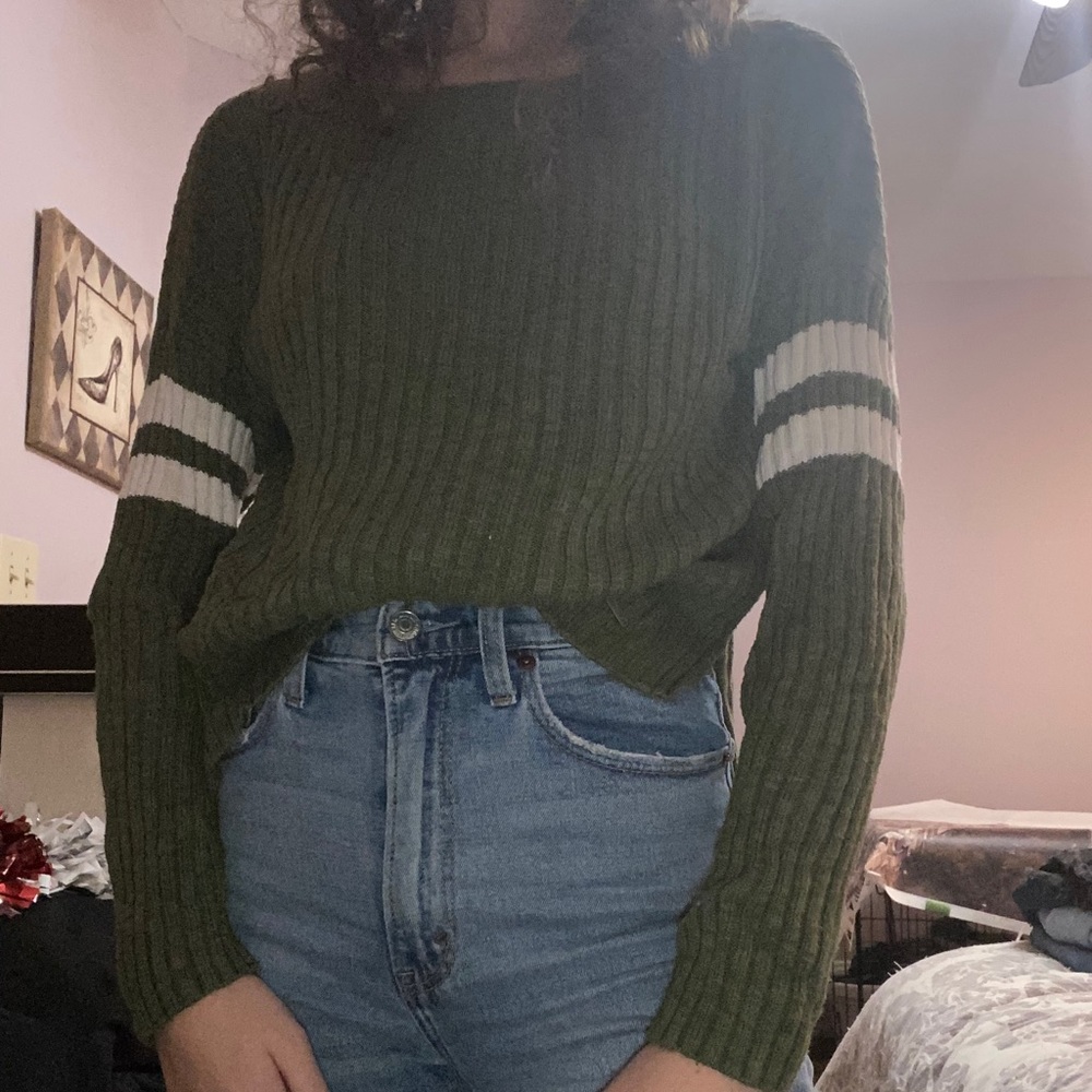 Hollister Sweater Size S
